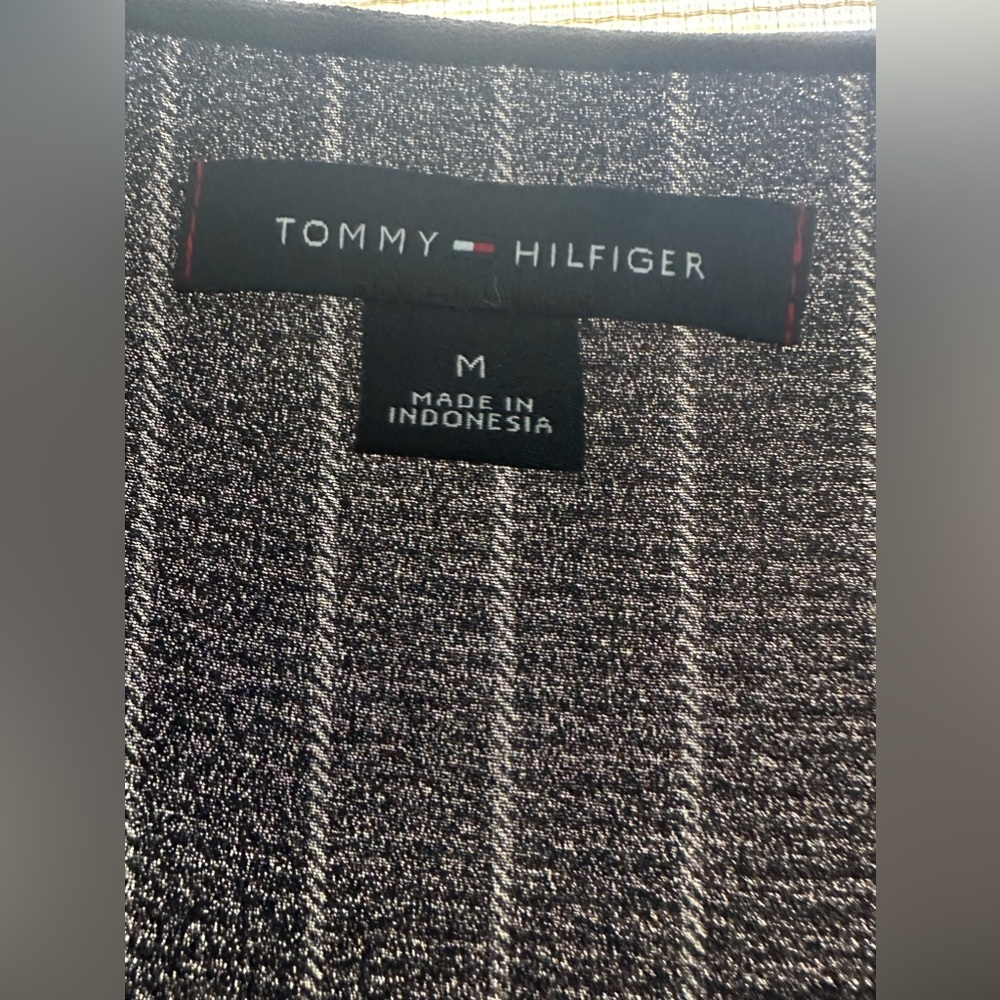 Tommy Hilfiger Navy Blue Flowy Tank Top Size Medium - Picture 5 of 5